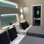 Ambra Noblesse 4* נאפולי