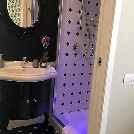 Ambra Noblesse 4* Nápoly