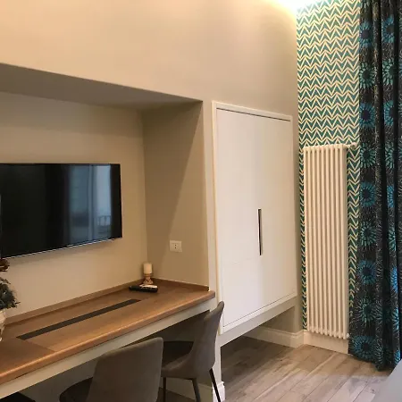 Ambra Noblesse 4* Nápoles