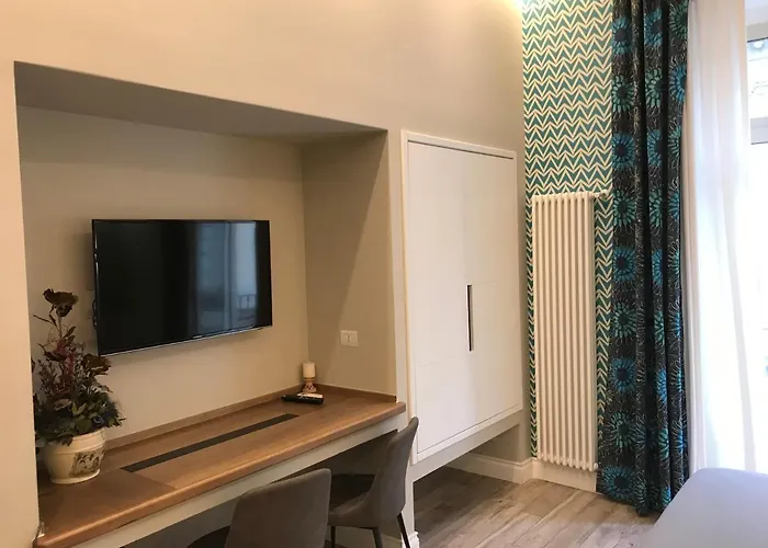 Ambra Noblesse 4* Napoli