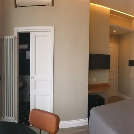 Ambra Noblesse Nápoly